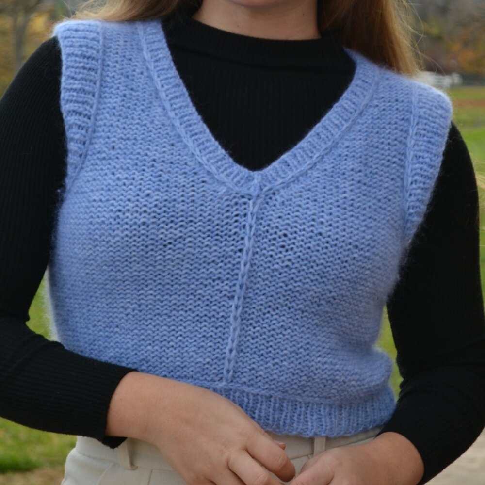 Women's Blue Handknitted Pullover Cropped Vest, size M
